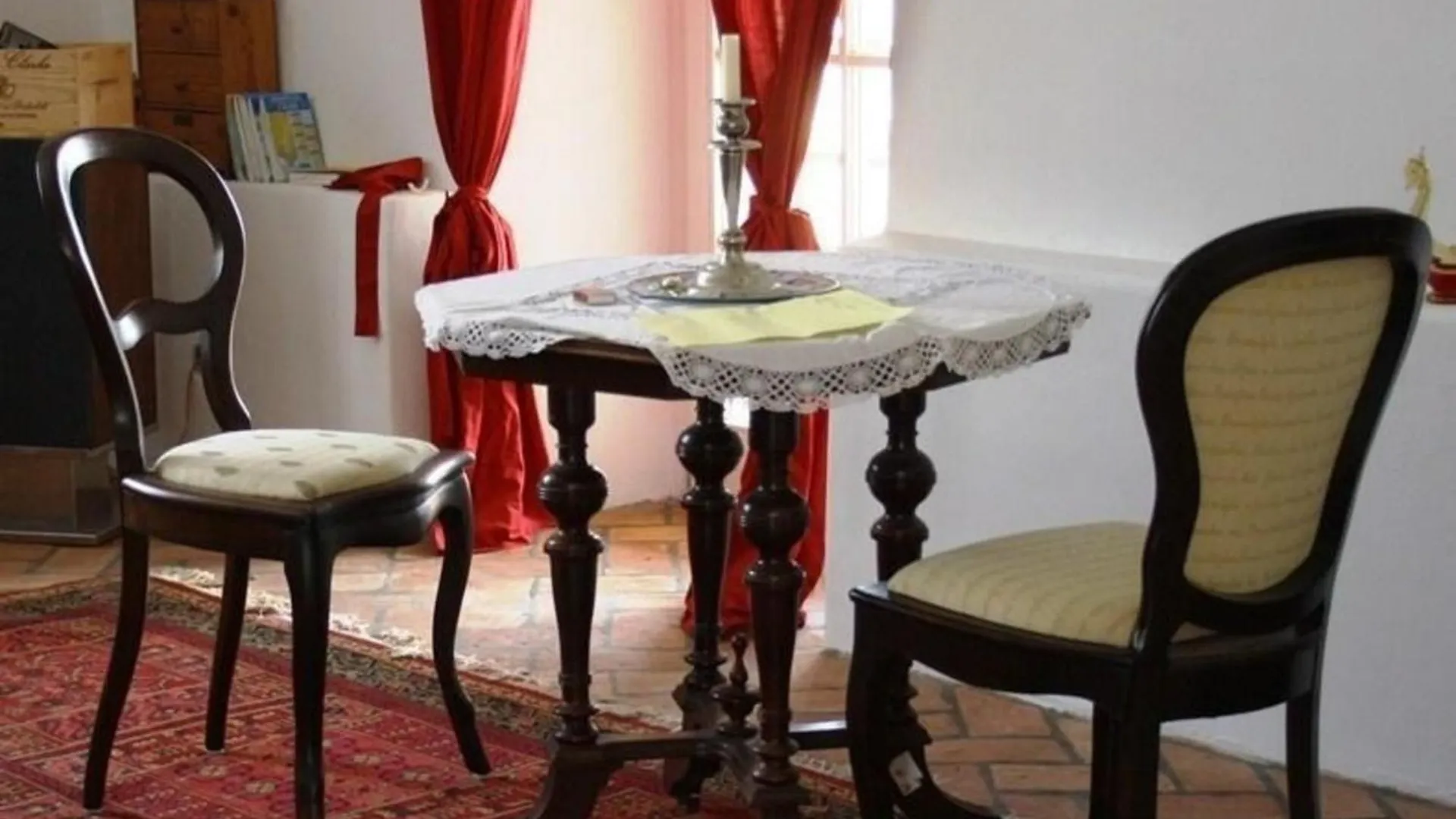 Liebevoll Eingerichtetes Istrisches Steinhaus Mit Grosser Ueberdachter Terrasse In Zentraler Lage Vizinada 0*,  Croatia